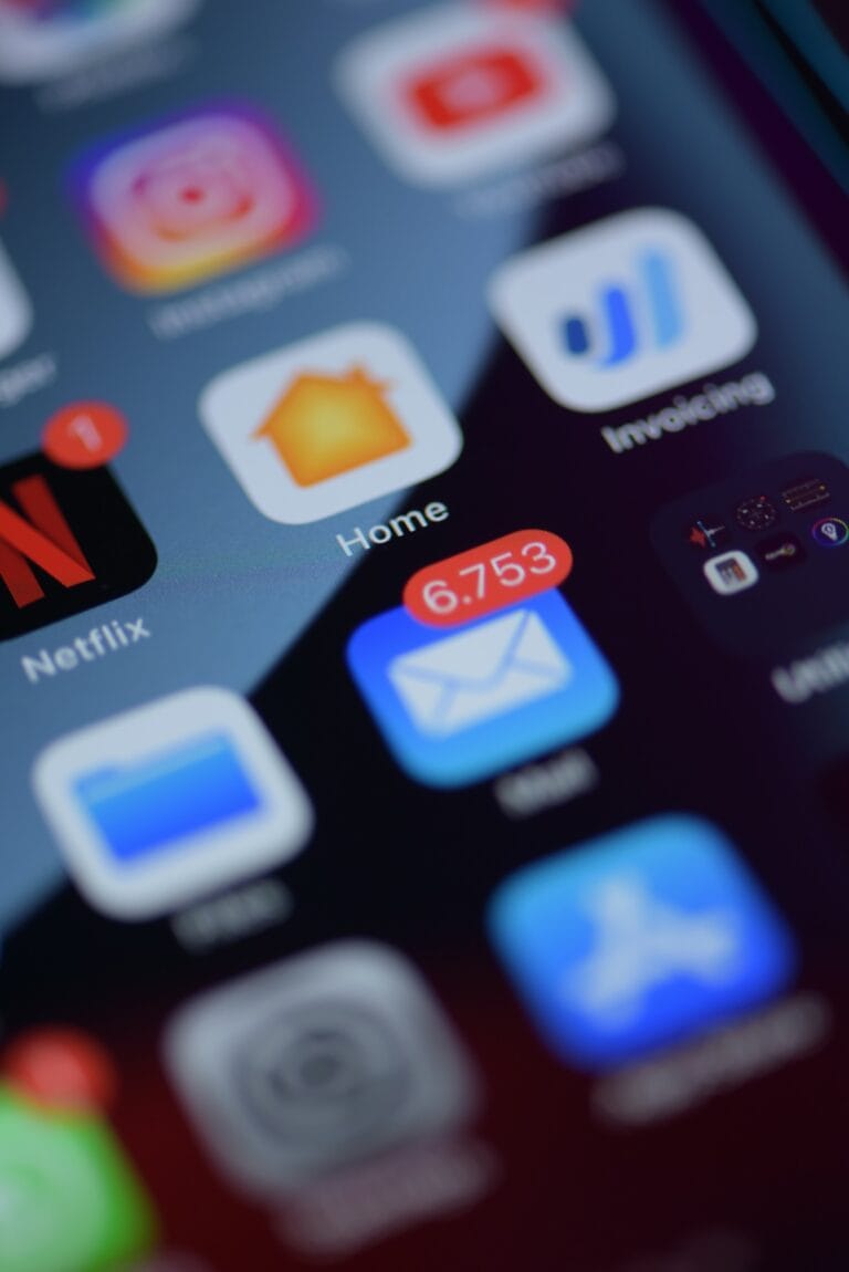 Professionelle E-Mail mit eigenem Domain Namen